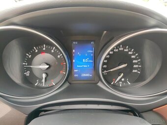 Toyota Avensis ACTIVE + TREND 2015 1.8 benzín - 17