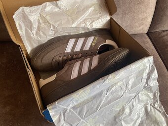 Adidas Handball Spezial tenisky - 17