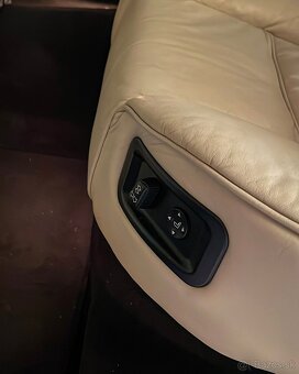 BMW 740iL E38 - 17
