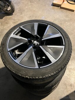 Peugeot e-208 GT 2021 DPH - 17