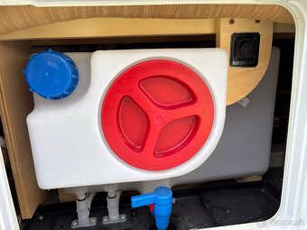 KARAVAN KNAUS SÜDWIND 650 PEB - 17