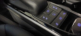 Hyundai Ioniq Electric 100 kW, reg. 2022, 70853 km, DPH - 17