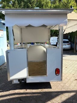 Aixam Food Truck - 17