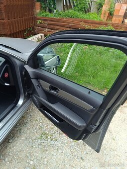 Mercedes C220 CDI Combi (Zadretý motor) - 17