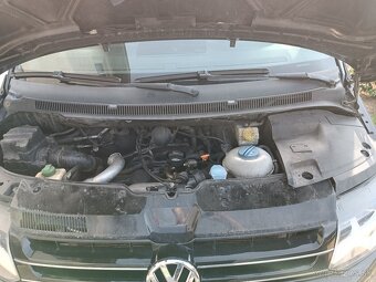VW T5 Multivan 2,5TDi 128kW Highline 2005 NEHAVROVANÝ - 17