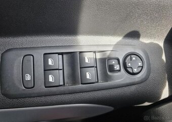 Toyota Proace City Verso 1.5-LONG-ÚPRAVA VOZÍČKÁŘ ZTP - 17