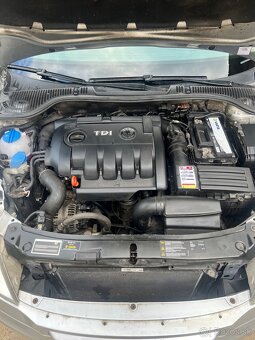 Škoda octavia 2 scout predfl 4x4 - 17