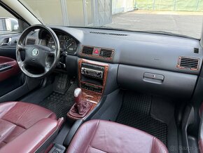 Škoda Octavia Combi 1.9 TDI 4x4 SWISS Limited+Šíber - 17