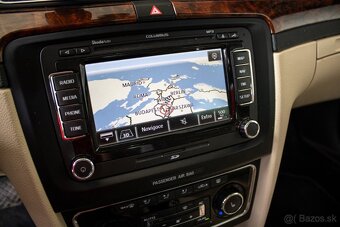Škoda Superb Combi 3.6 FSI V6 4x4 Elegance DSG - 17