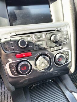 Citroën C4 1.6 HDi - 17