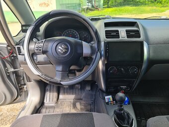 Suzuki SX4 - 17