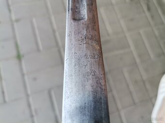 Tesak - 17