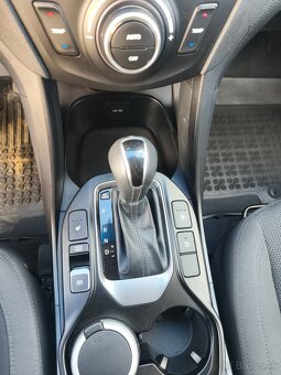 Hyundai Santa Fe - 17