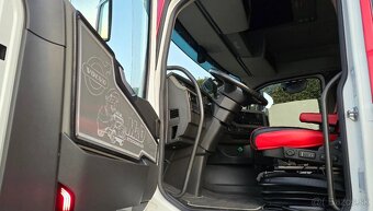 9258 - Volvo FH4 540 - 6x4 – Lesovůz + HR-V-KRAN V10CX – EUR - 17