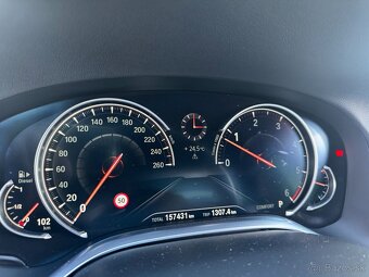 BMW Rad 7 730d xDrive A/T - 17