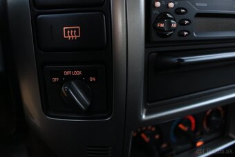 Nissan Patrol GR 3.0 DDTi, GU4, Prístrojovka v koži, 78000km - 17