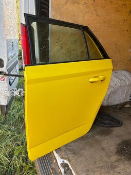 predam fabia 3 kombi dvere sklo zamok stahovanie roleta - 17