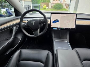 Tesla Model 3 Long Range 366kw, Mesačne: 393€ - 17
