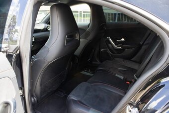 Mercedes-Benz CLA Kupé 250 4MATIC A/T - 17