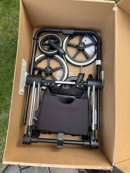 Cybex Priam Rebellious platinum - 17