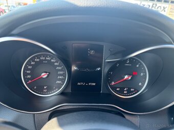 Mercedes c220d 4 matic sedan - 17