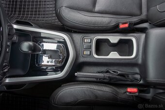 Nissan Navara NP300 Pick-up 2.3 dCi Tekna Double Cab 140kw - 17