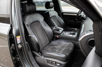 Audi Q7 3.0 TDI quattro Tiptronic S-line (2011) - 17