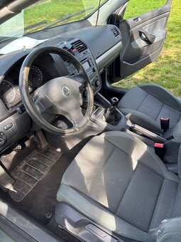 Volkswagen Golf - 17