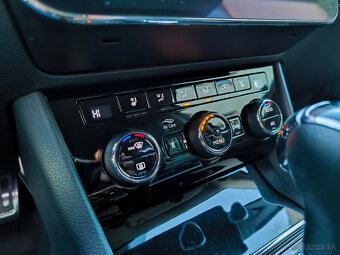 Škoda Superb 2.0TSI L&K 4x4 DSG 1majiteľ (Možný odpočet DPH) - 17