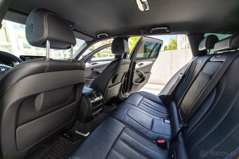 BMW 5 (G31) kombi - 17