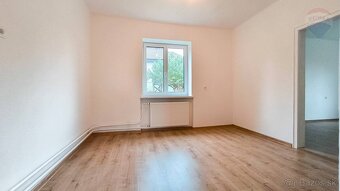 NA PREDAJ: Zrekonštruovaný  4-izb RD, Kolta - 17
