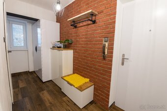Dizajnovo zrekonštruovaný 2-izbový byt, centrum top lokalita - 17