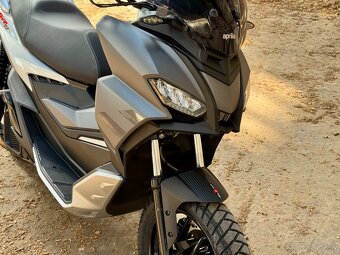Predam Aprilia SR GT 125 model 2024 - 17