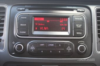 Kia Carens 1,7 CRDi 104 kW - 17