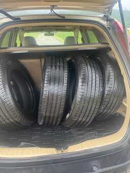 Honda CR-V 2.4i 124KW 4x4 RV 2008 Benzín A/T6 - 17
