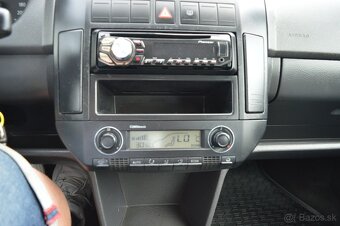 VOLKSWAGEN POLO 1,4TDI 55kW automatická klimatizácia - 17