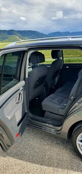 VW Touran 2.0tdi DSG 130kw r.v. 2014 - 17