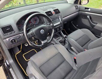 Volkswagen Golf R-Line 1.9 TDI 77KW/105  koní R.V.03/2008 - 17