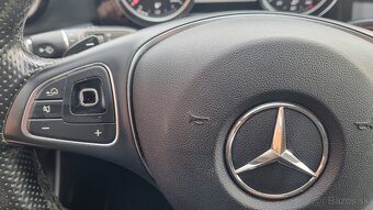 Mercedes-Benz E trieda Sedan 220d 4MATIC Avantgarde - 17