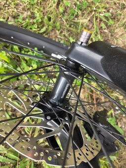 Horsky elektrobicykel celoodpruzeny ram M pneu 27,5 - 17