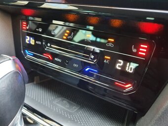 VW Passat B8 GTE Variant 1.4TSI 160kW DSG - záruka Autodraft - 17