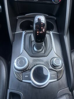 Alfa Romeo Giulia 2.2 Diesel 150 AT Super - 17