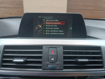BMW Rad 3 Touring 320d xDrive Advantage A/T bez ADBLUE - 17
