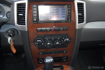 Jeep Grand Cherokee - 17