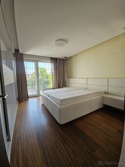 NA PREDAJ RODINNÝ DOM S POZEMKOM BRATISLAVA RUŽINOV - 17