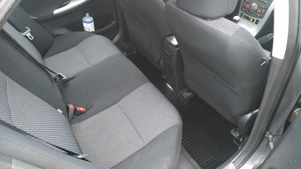 Toyota COROLLA 1.6 VVTI,97kw 11/2010 - 17