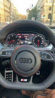 AUDI VOLANT kozeny zkoseny - perforovana koža - S logo - 17