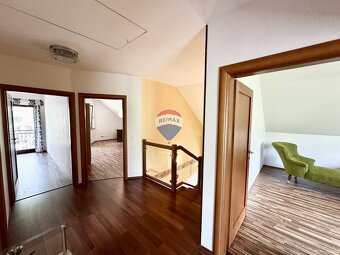 Zariadený novopostavený rodinný dom v nádhernej prírode - 17