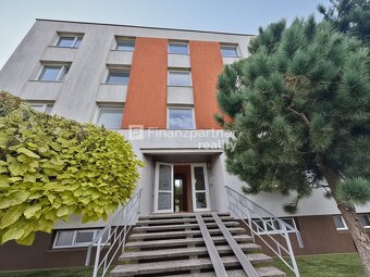 NOVINKA Predaj 4-izbový Rodinný Byt s VLASTNOU ZÁHRADOU a L - 17