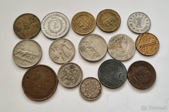 362 mincí a 26 bankoviek a 4 medaily - 17